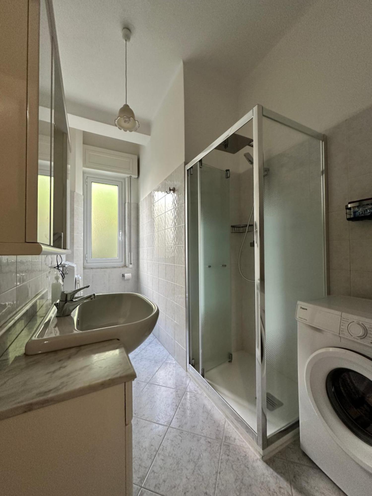 Casa Bianca 4 - Confortevole In Centro A Монелья Экстерьер фото